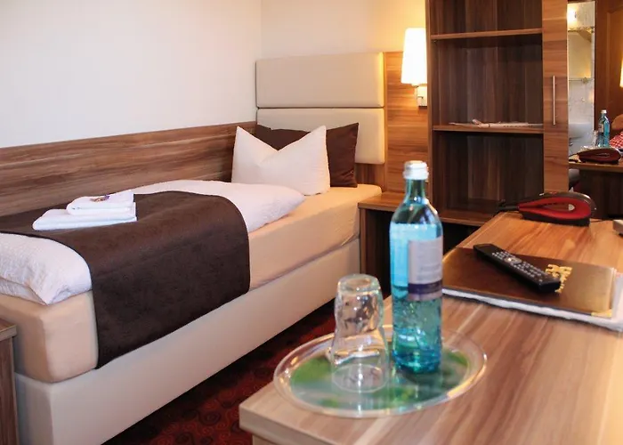 Goldener Hirsch Gasthof 4*