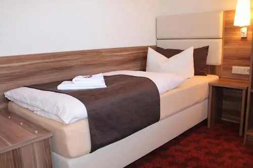 Goldener Hirsch Vendégház 4*